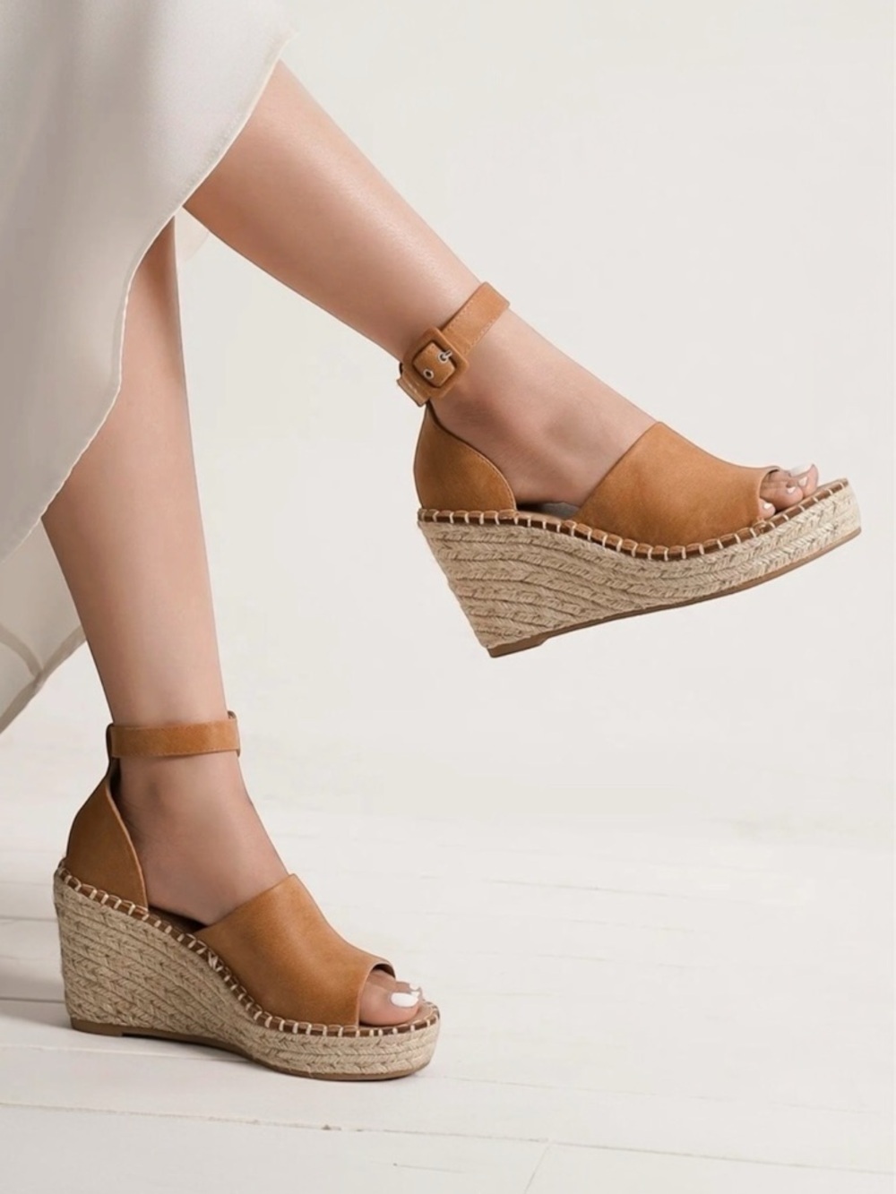Vince Camuto Tan Leather Espadrille Wedge Sandals Size 9.5